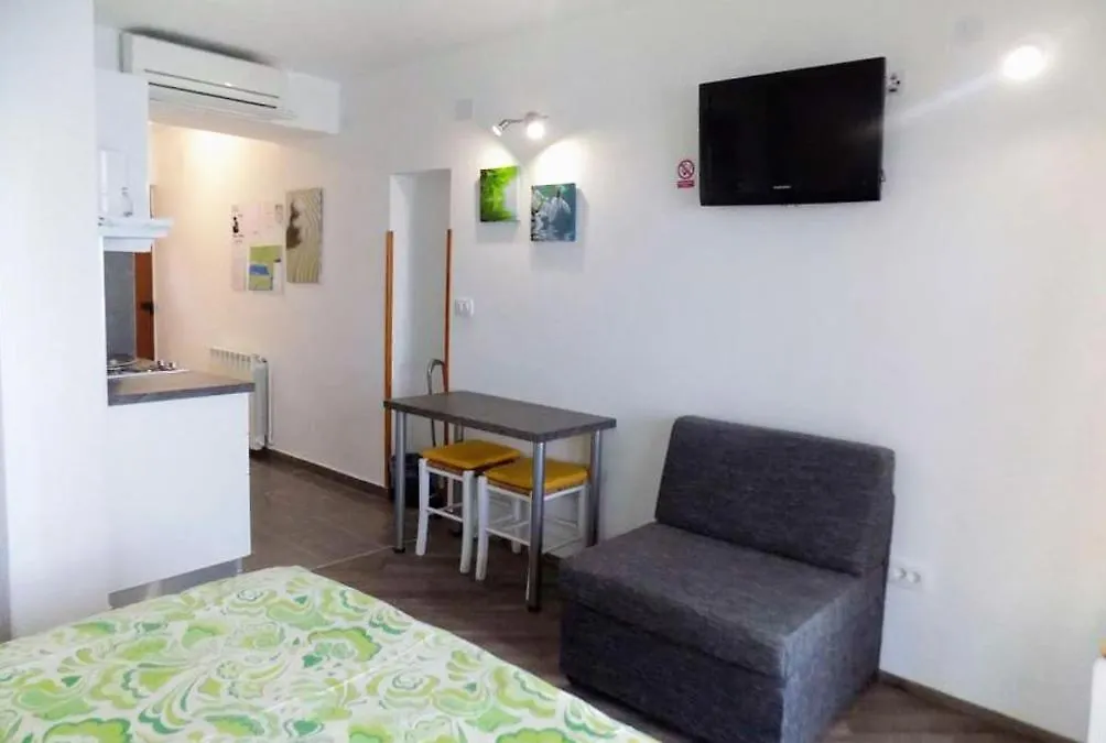 Studio Moscenice 7689A Mošćenička Draga Apartamento
